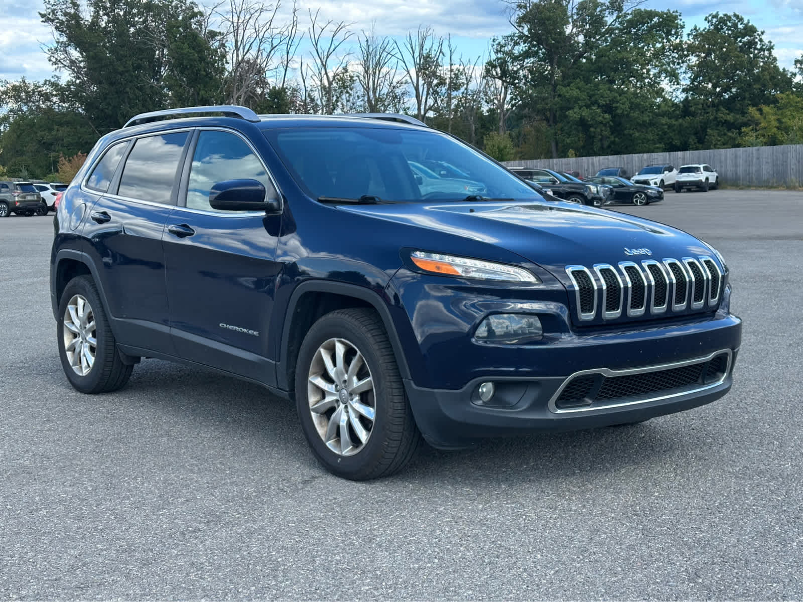 Thumbnail: 2016 Jeep Cherokee - 3