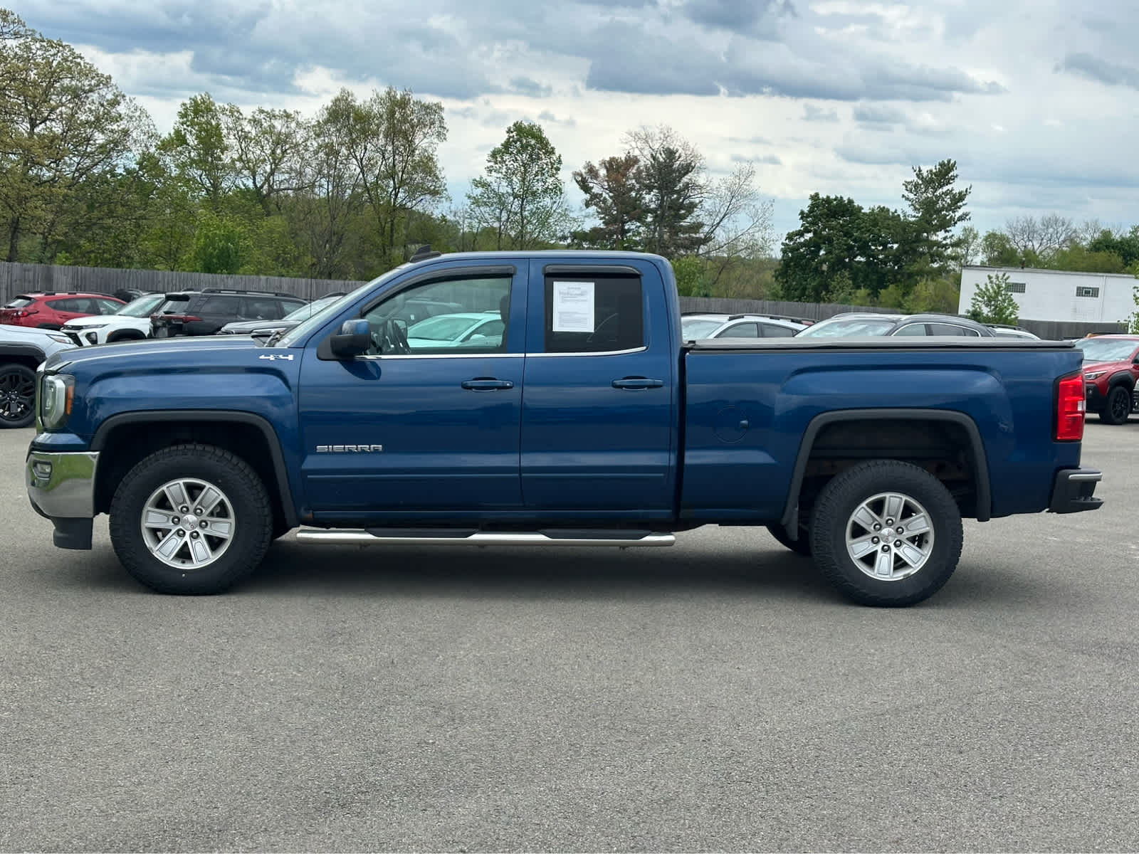 Thumbnail: 2017 GMC Sierra 1500 - 4