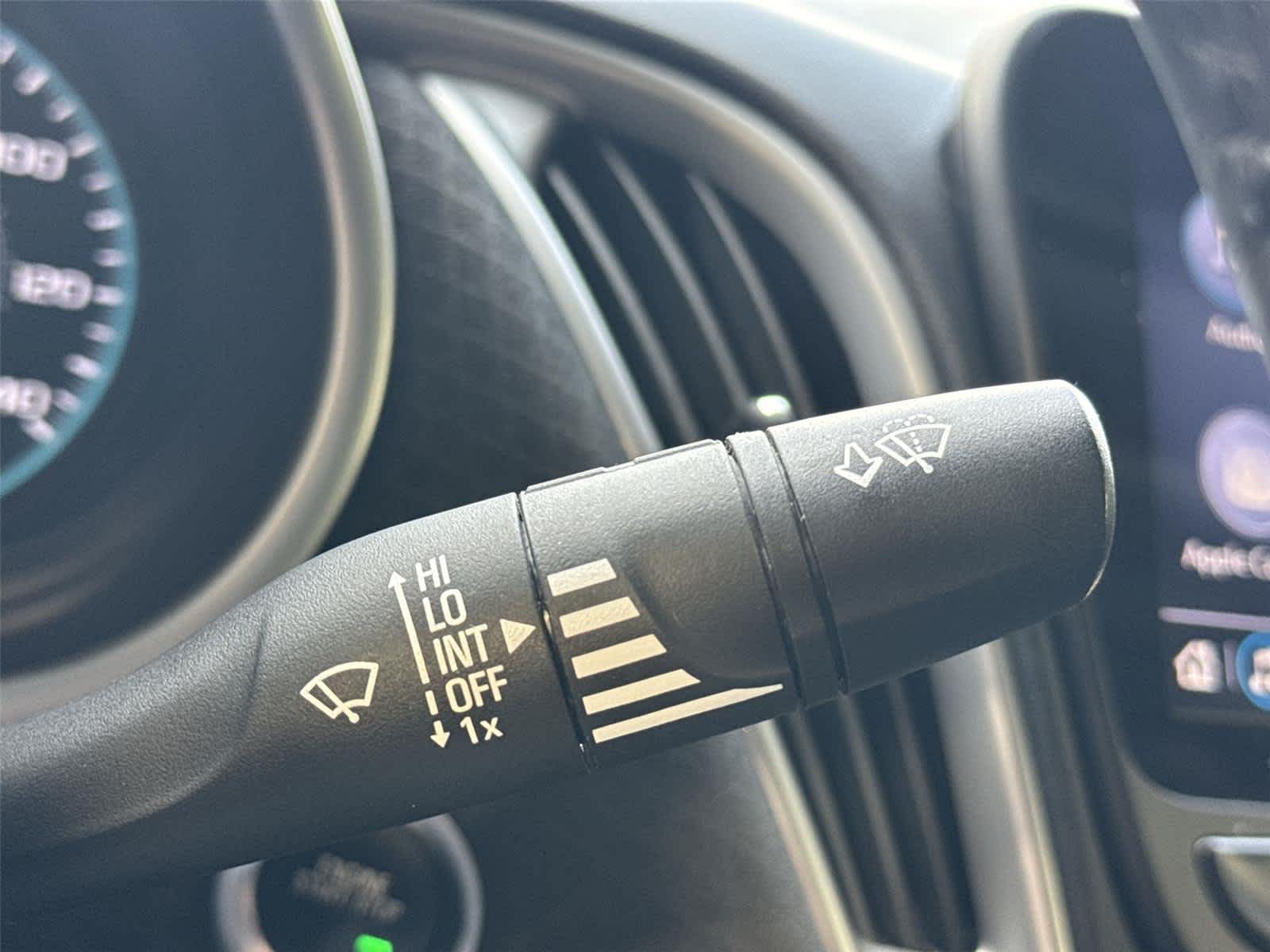 Thumbnail: 2021 Chevrolet Malibu - 27