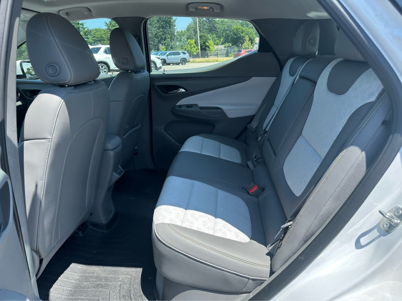 Thumbnail: 2022 Chevrolet Bolt EUV - 23