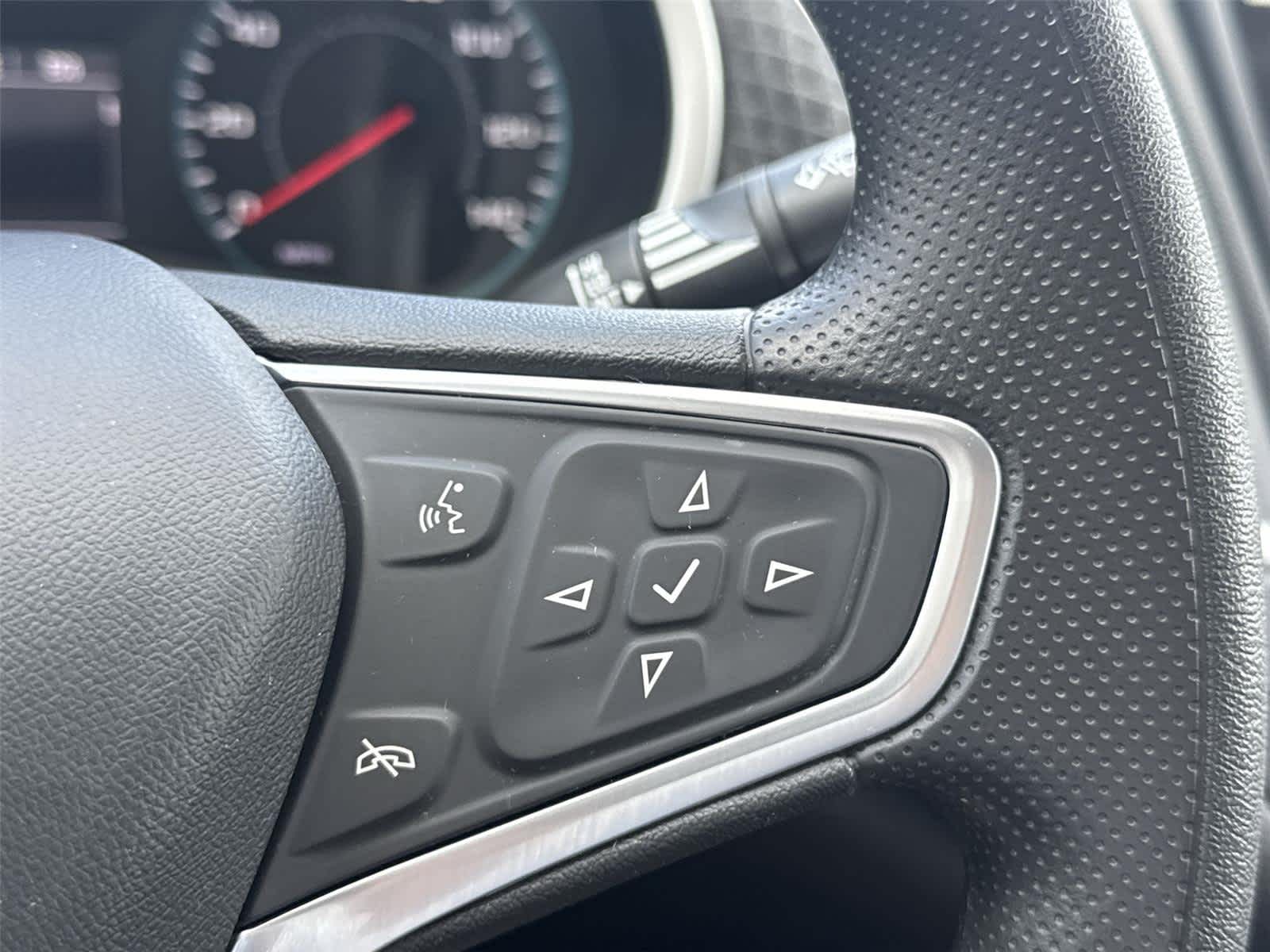 Thumbnail: 2023 Chevrolet Malibu - 25