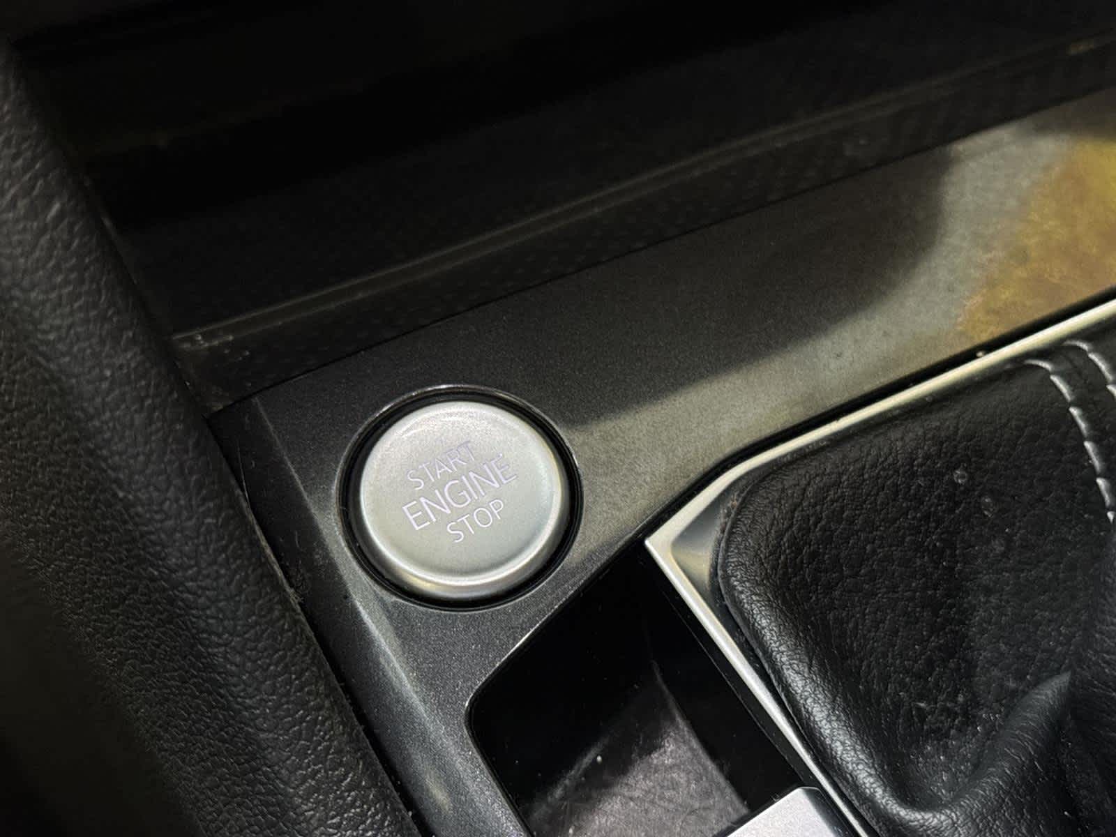 Thumbnail: 2024 Volkswagen Tiguan - 27