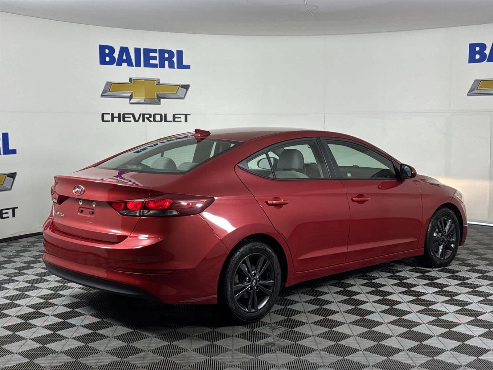 Thumbnail: 2018 Hyundai Elantra - 5