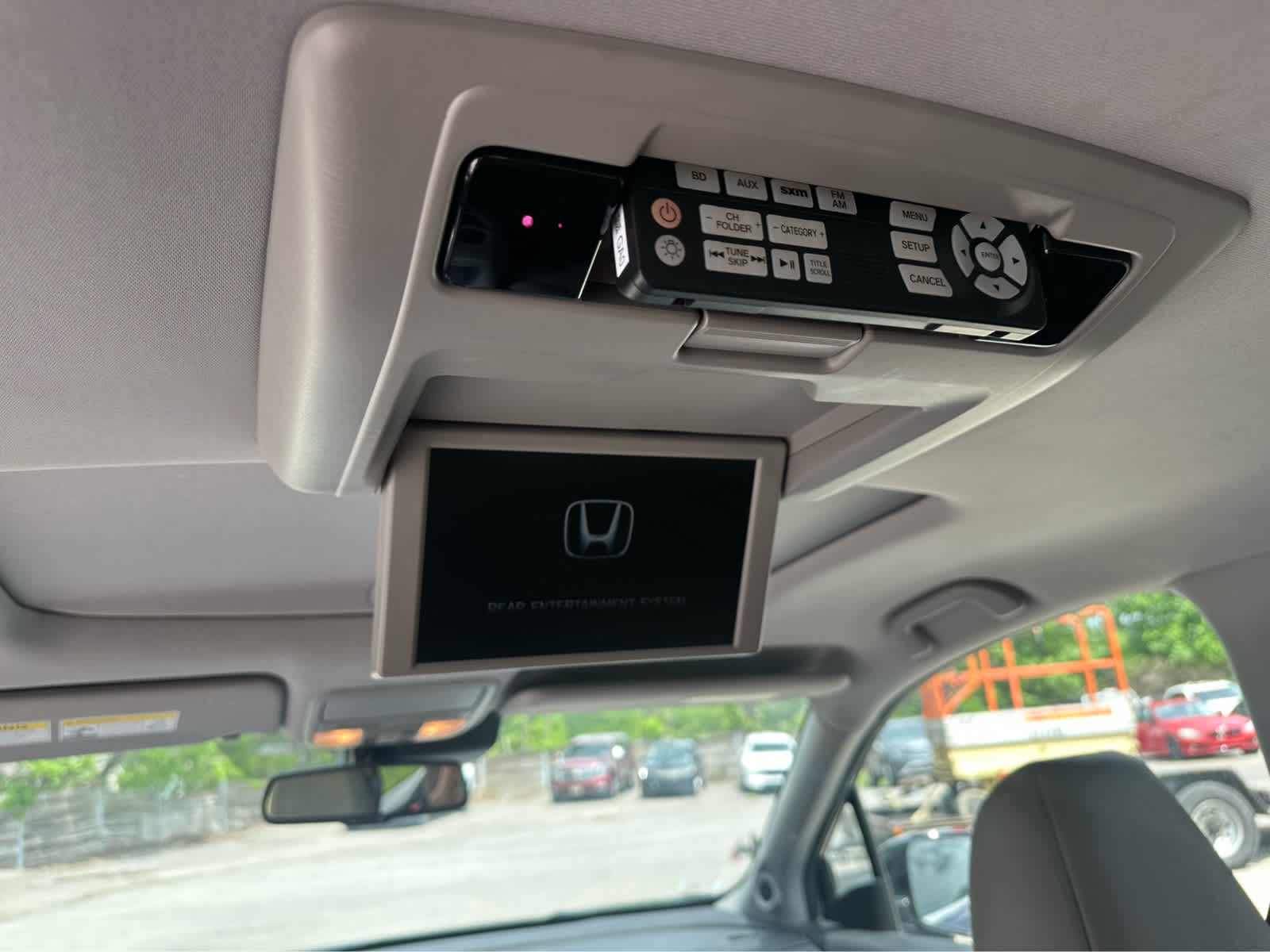 Thumbnail: 2018 Honda Pilot - 28