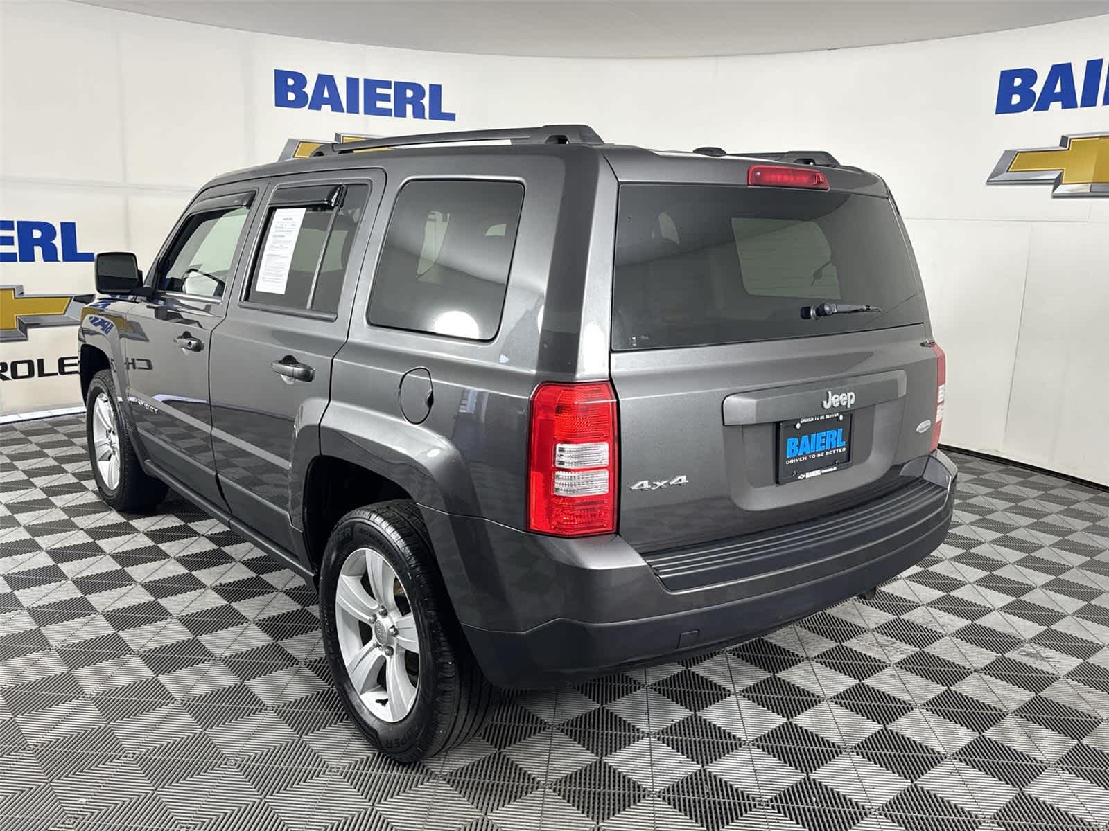 Thumbnail: 2016 Jeep Patriot - 3