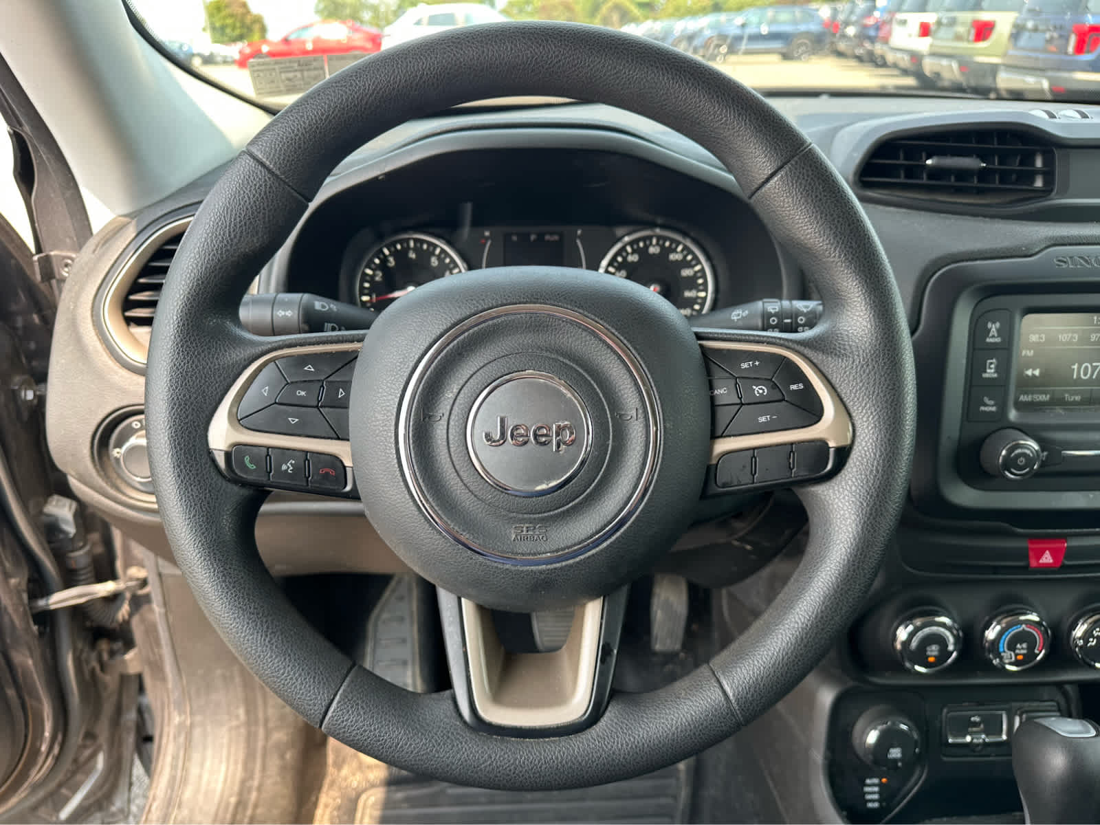 Thumbnail: 2016 Jeep Renegade - 11