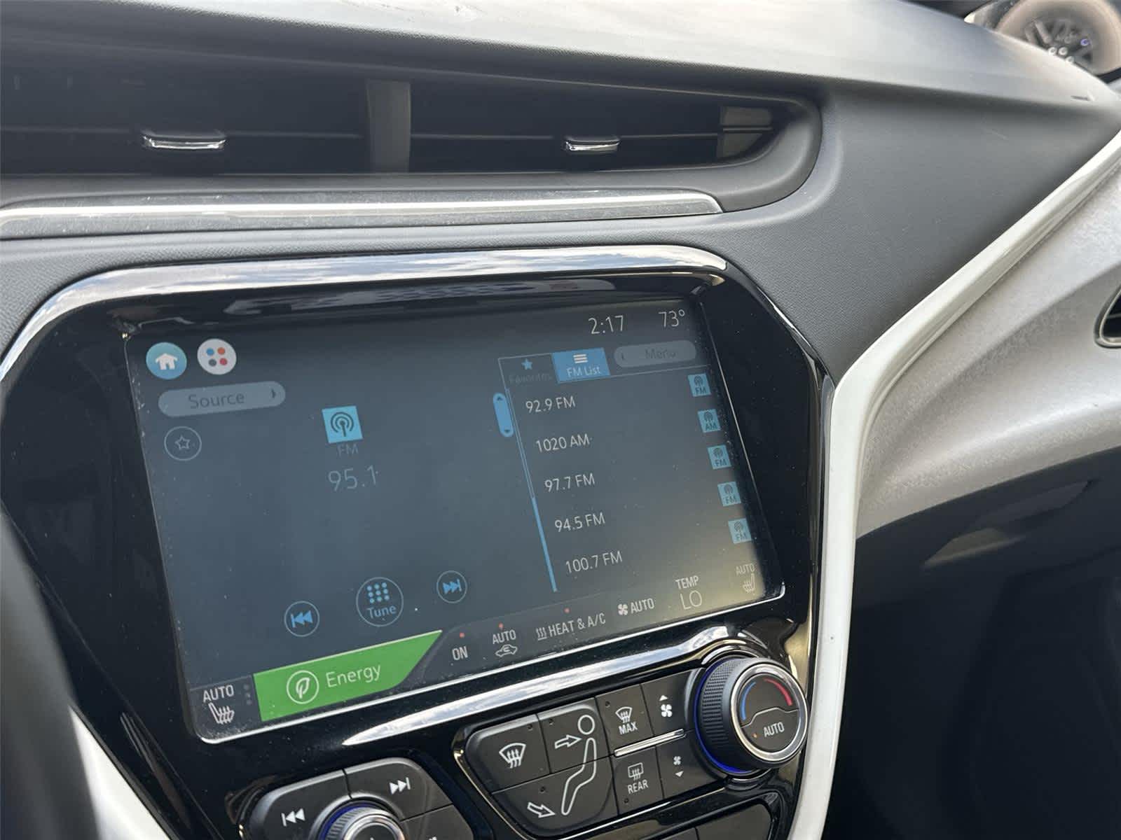 Thumbnail: 2017 Chevrolet Bolt EV - 16