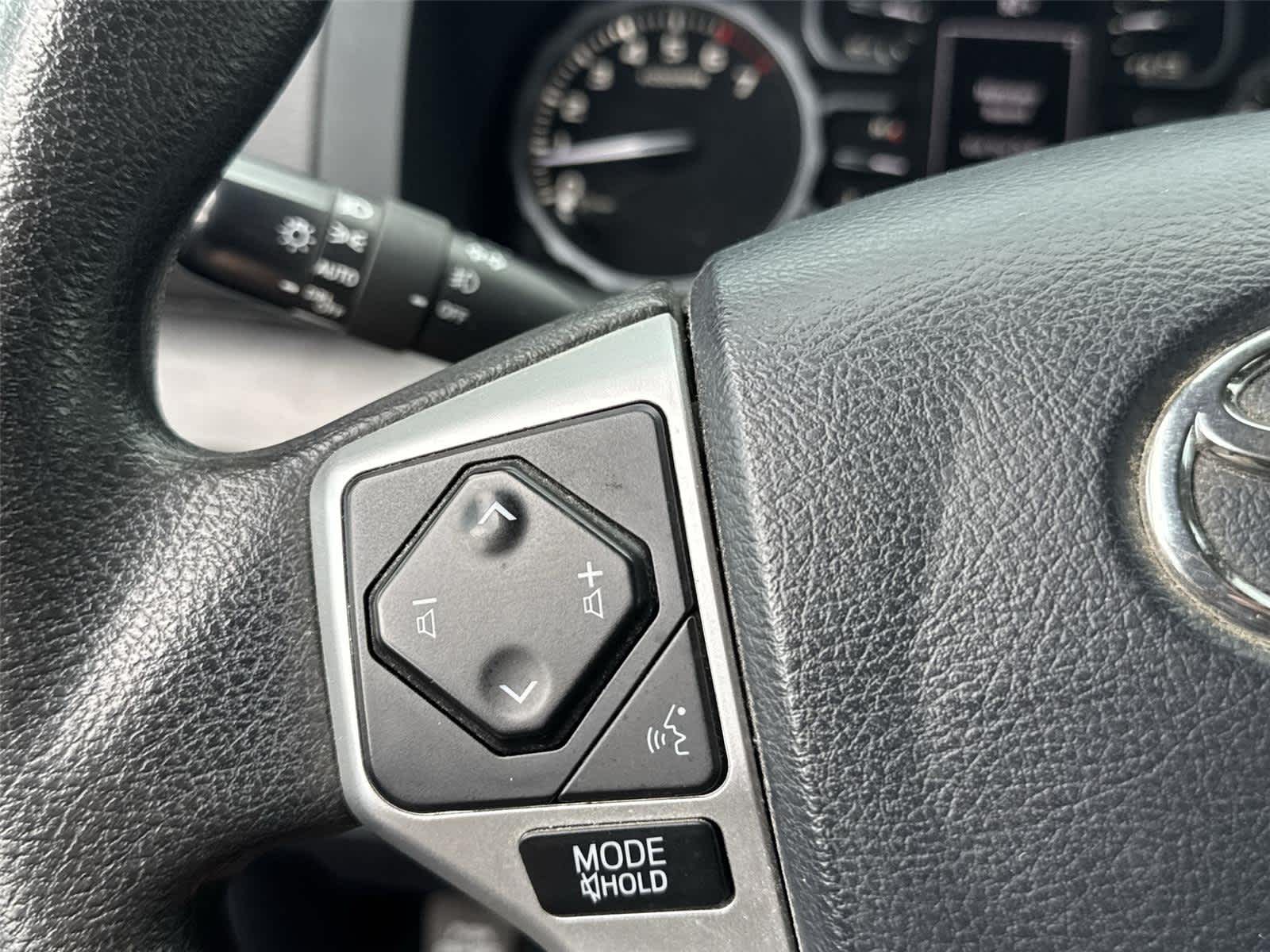 Thumbnail: 2019 Toyota Tundra - 24