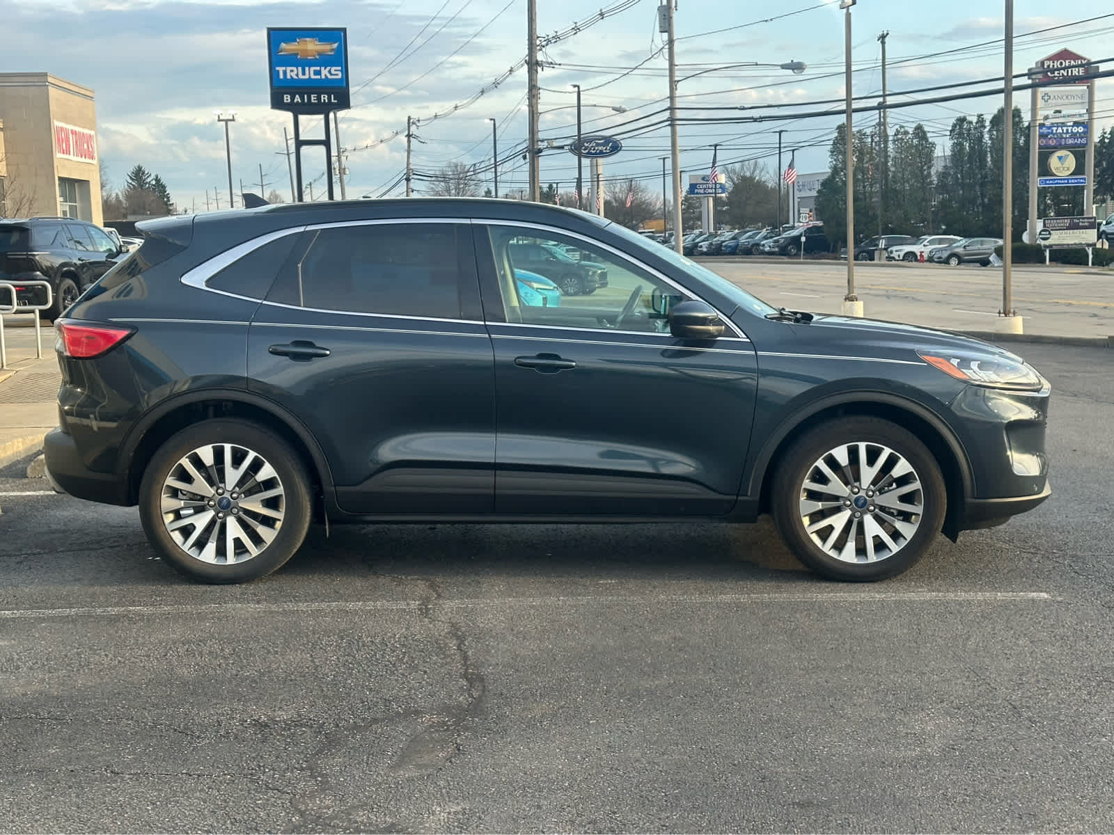 Thumbnail: 2022 Ford Escape - 7