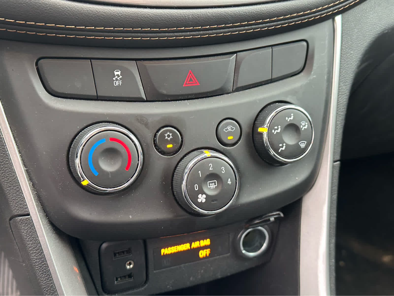 2022 Chevrolet Trax LT 13