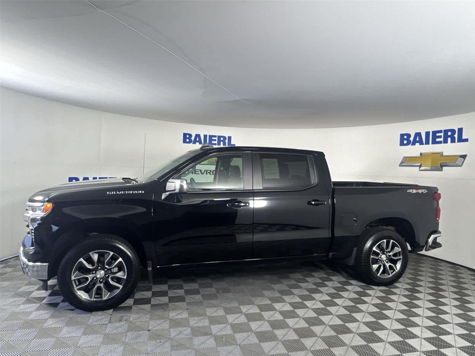 Thumbnail: 2024 Chevrolet Silverado 1500 - 2