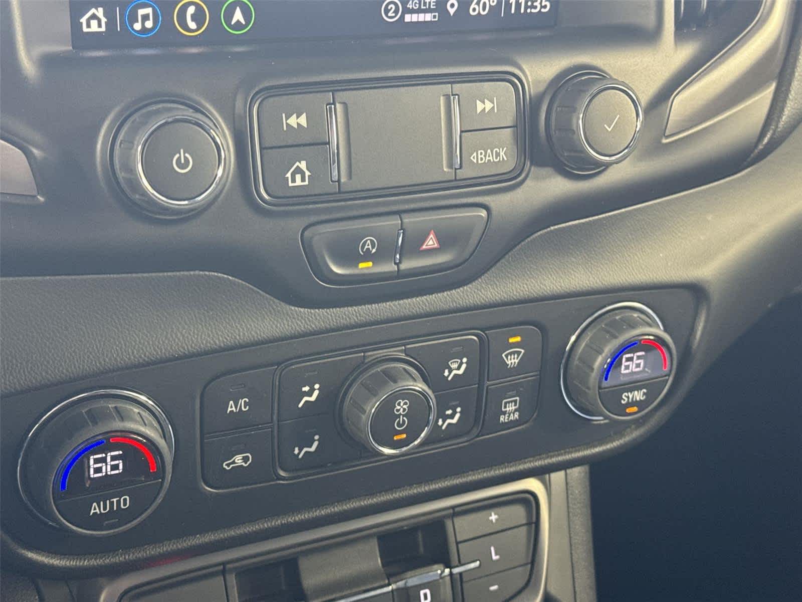 Thumbnail: 2022 GMC Terrain - 21