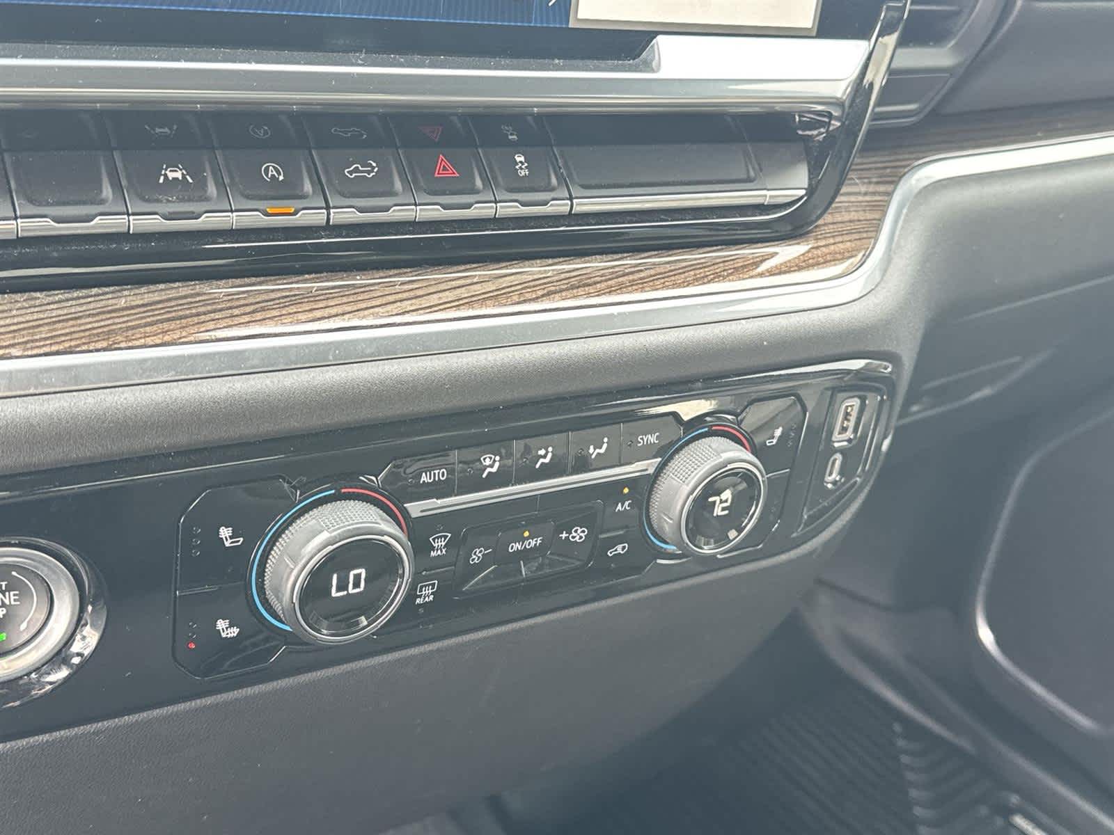 Thumbnail: 2022 Chevrolet Silverado 1500 - 18