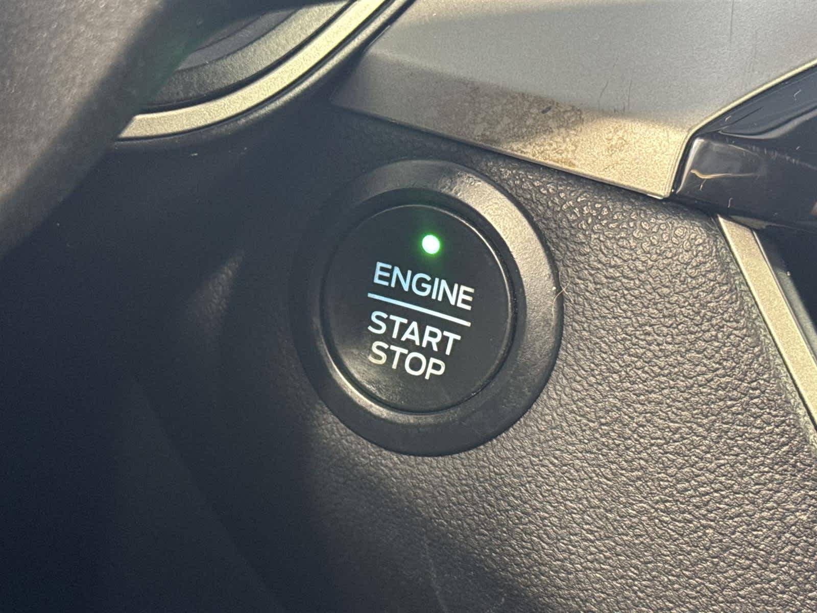 Thumbnail: 2020 Ford Escape - 29