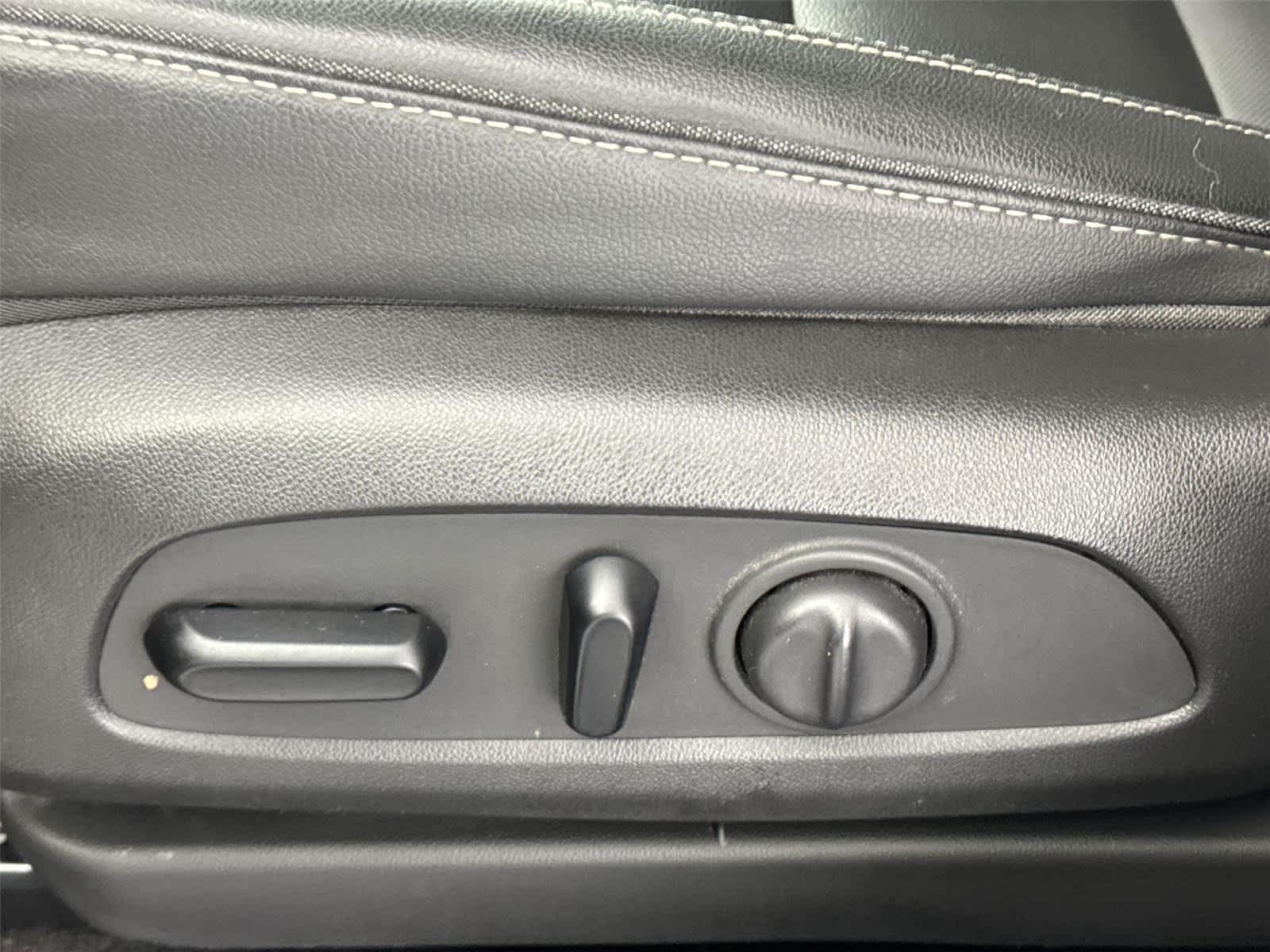 Thumbnail: 2022 Chevrolet TrailBlazer - 12