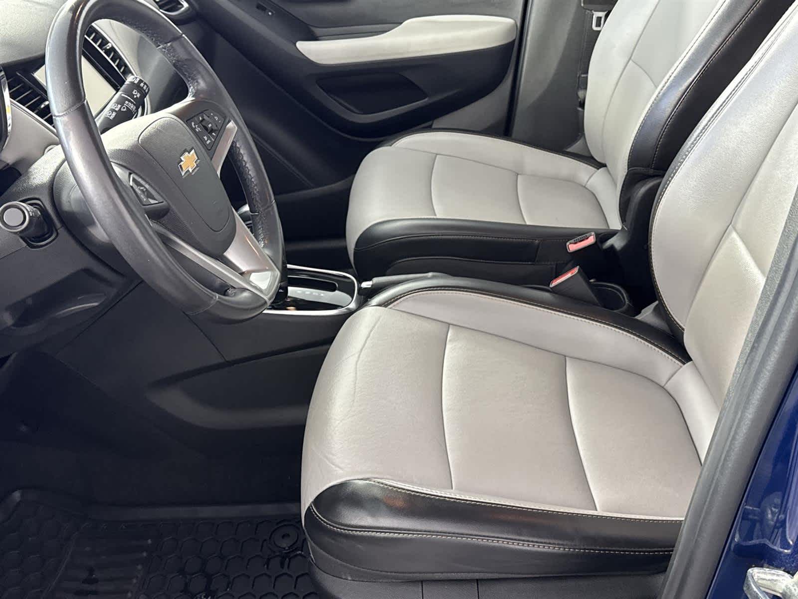 Thumbnail: 2019 Chevrolet Trax - 11