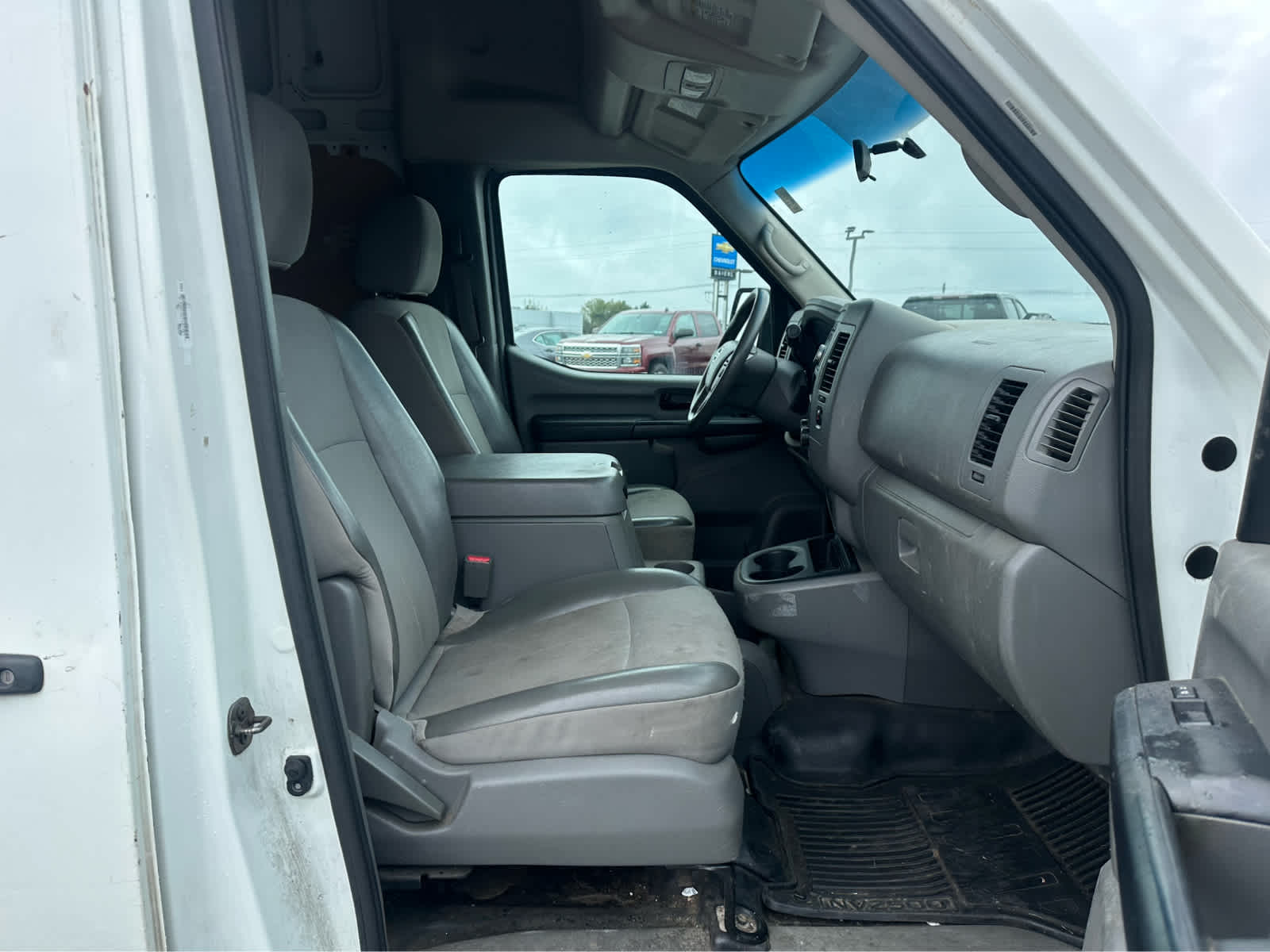 Thumbnail: 2017 Nissan NV - 18