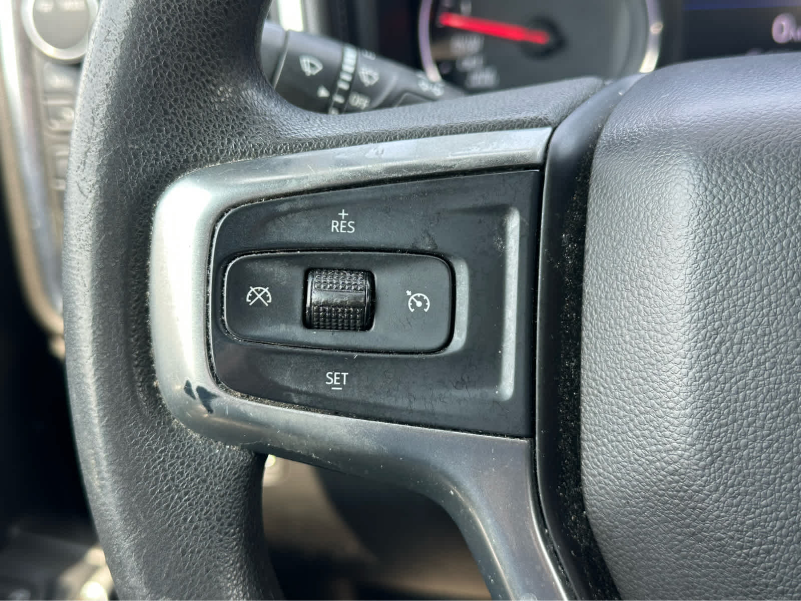 Thumbnail: 2020 Chevrolet Silverado 1500 - 13