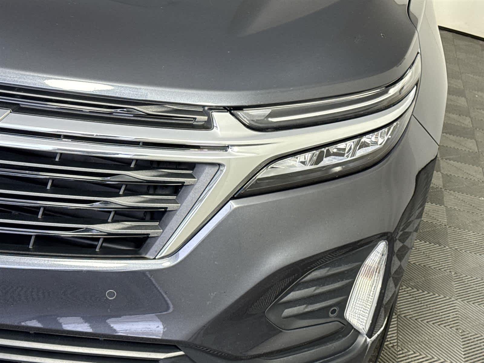 Thumbnail: 2023 Chevrolet Equinox - 9