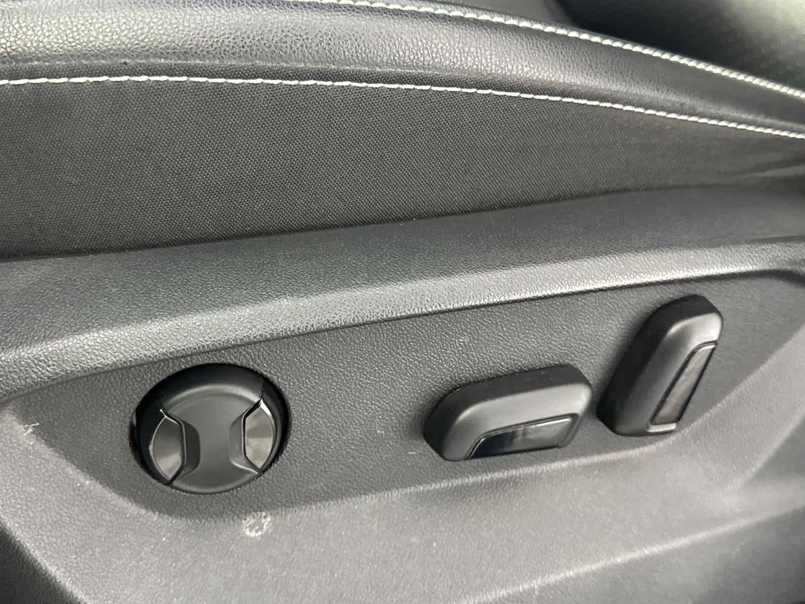 Thumbnail: 2022 Volkswagen Atlas - 12