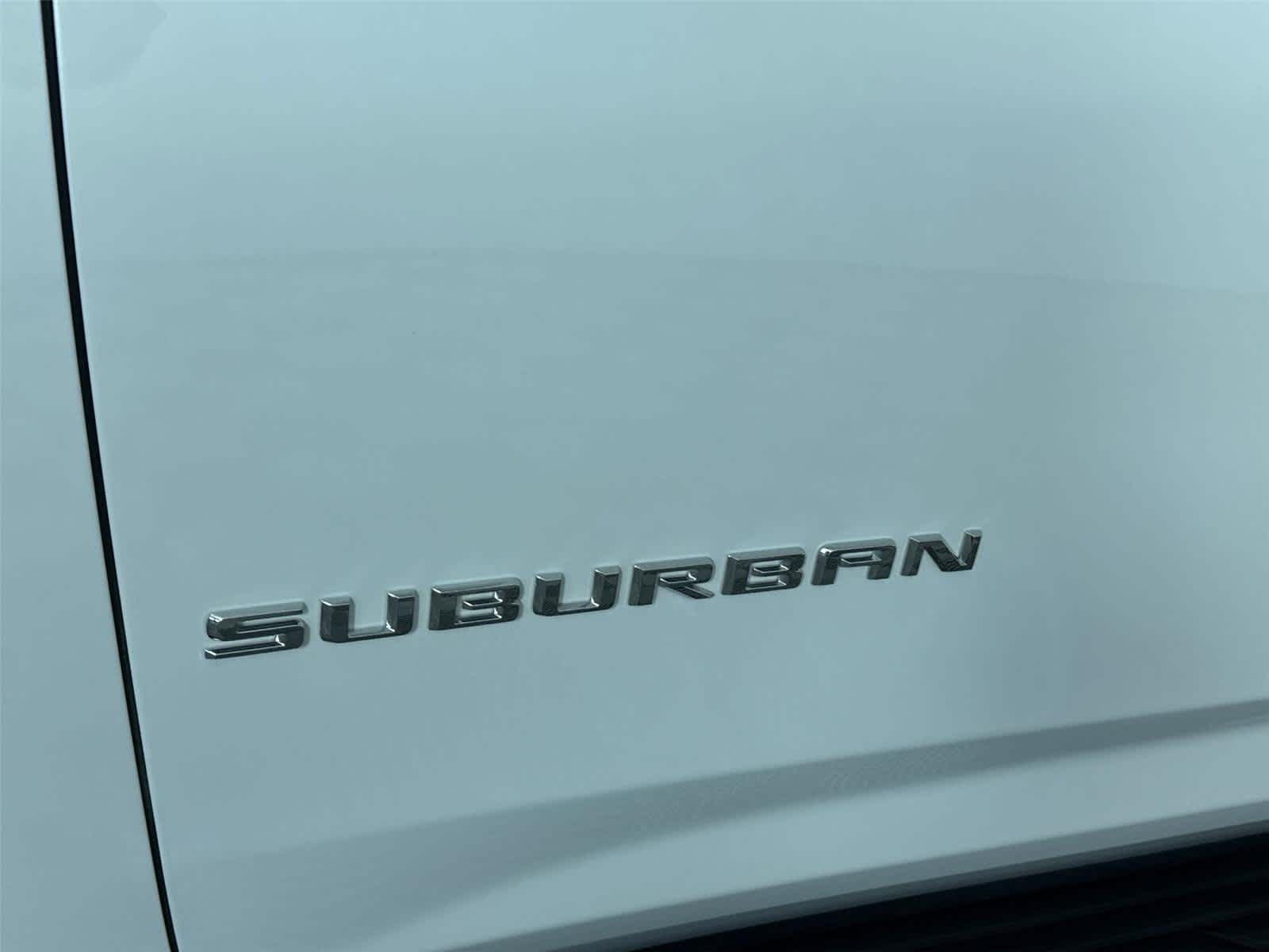 Thumbnail: 2026 Chevrolet Suburban - 10