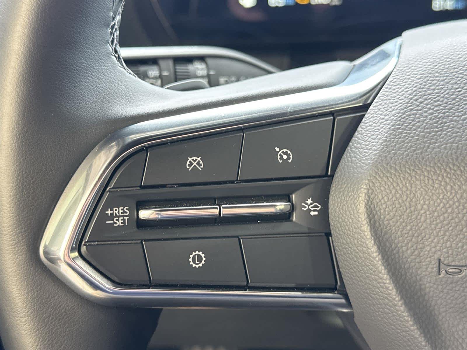 Thumbnail: 2026 Chevrolet Equinox - 25