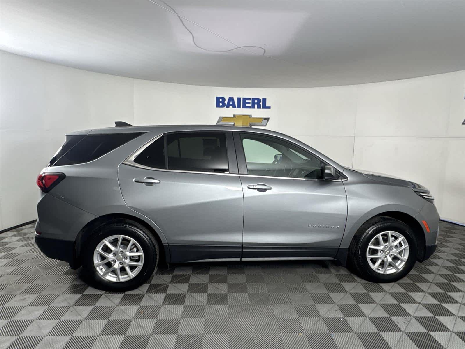 Thumbnail: 2024 Chevrolet Equinox - 6