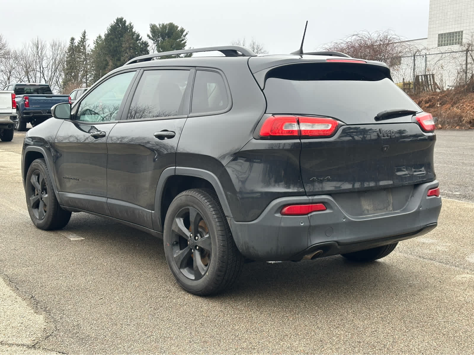 Thumbnail: 2018 Jeep Cherokee - 5