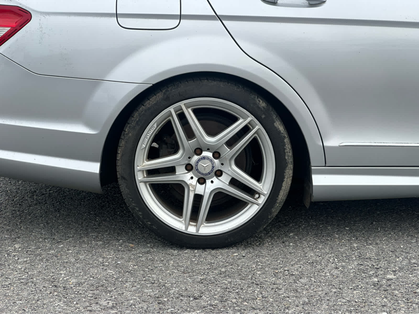 Thumbnail: 2010 Mercedes-Benz C-Class - 26