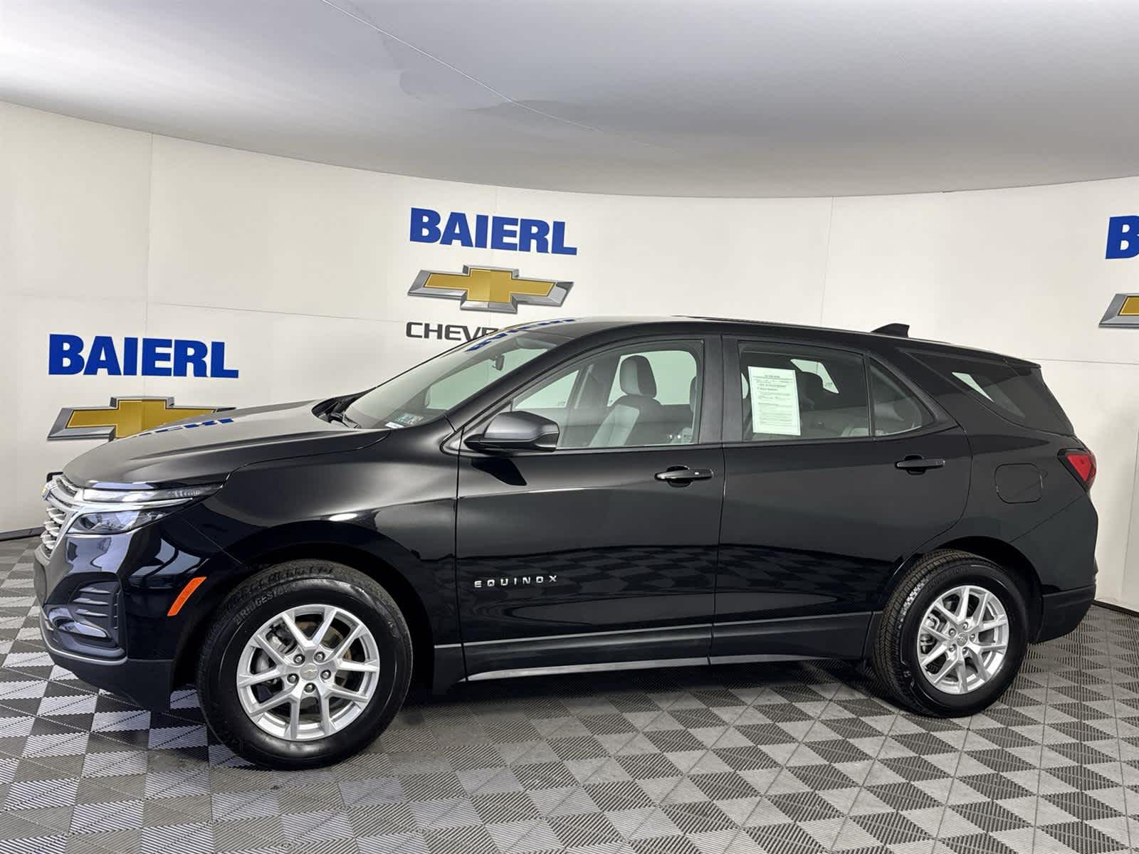 Thumbnail: 2023 Chevrolet Equinox - 2