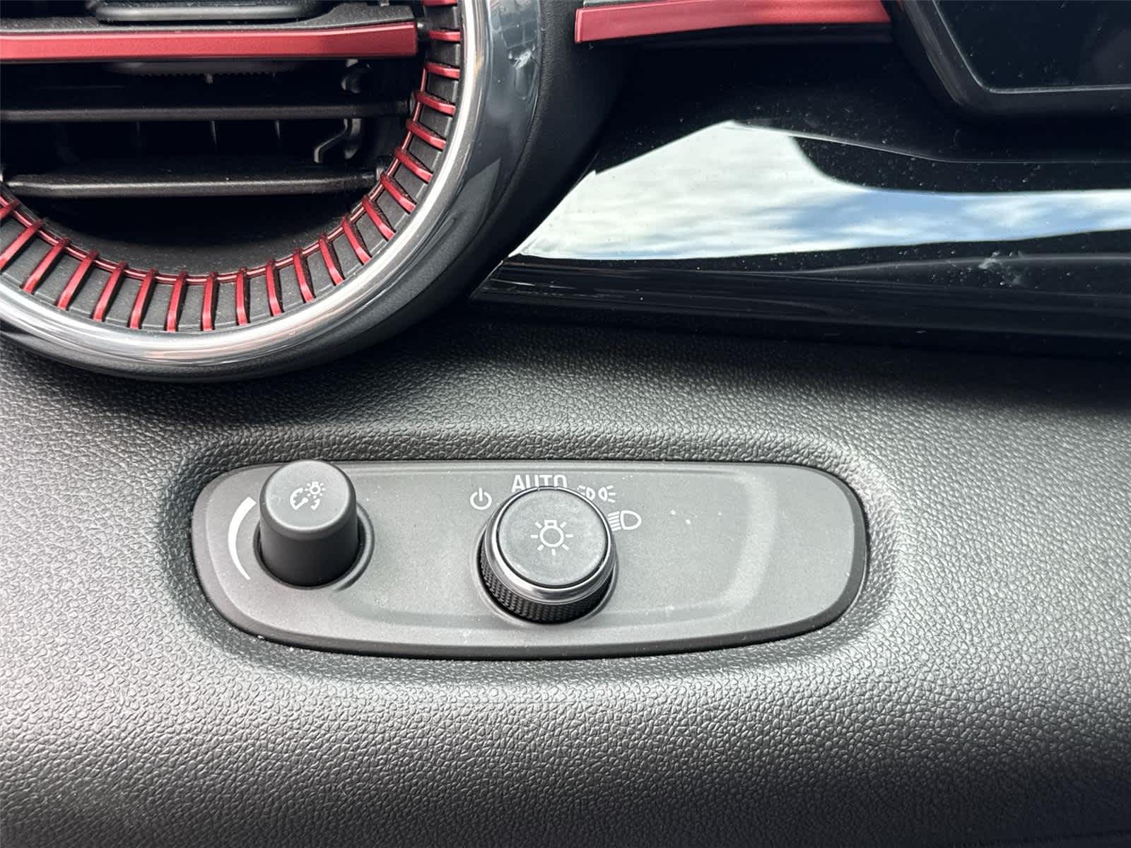 Thumbnail: 2024 Chevrolet Trax - 24