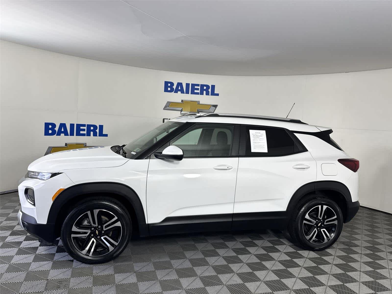 Thumbnail: 2023 Chevrolet TrailBlazer - 2