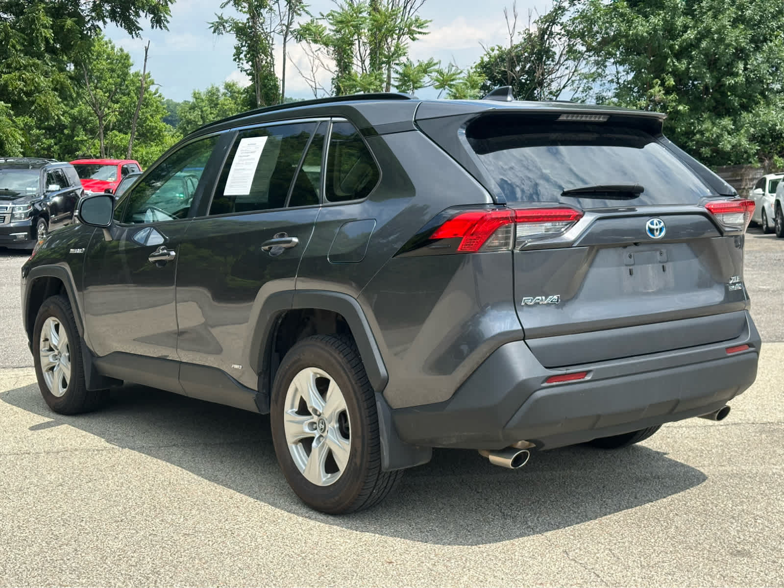 Thumbnail: 2021 Toyota RAV4 - 7