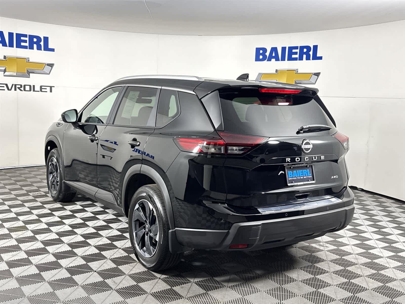 Thumbnail: 2026 Nissan Rogue - 3