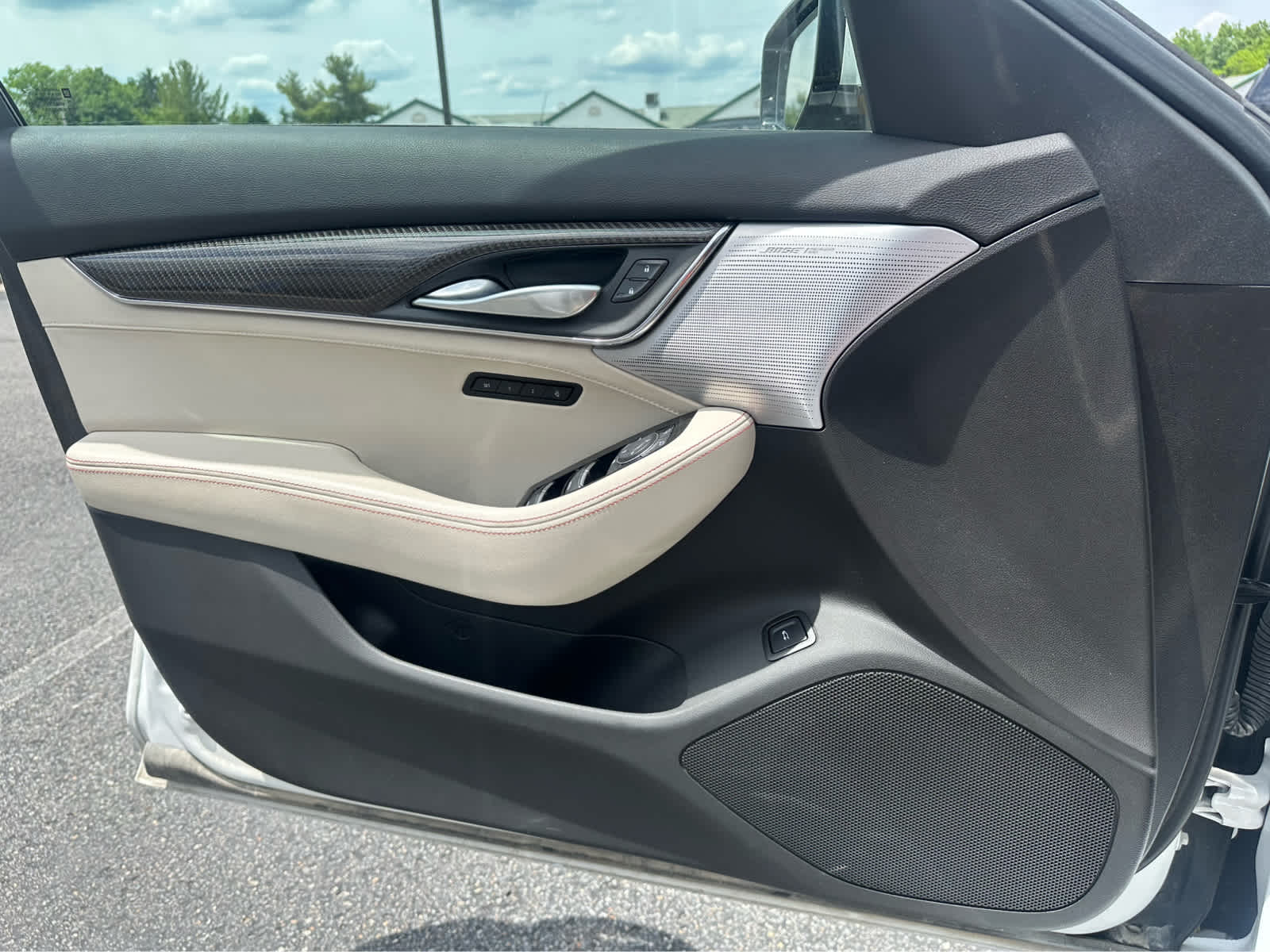 Thumbnail: 2022 Cadillac CT5 - 20