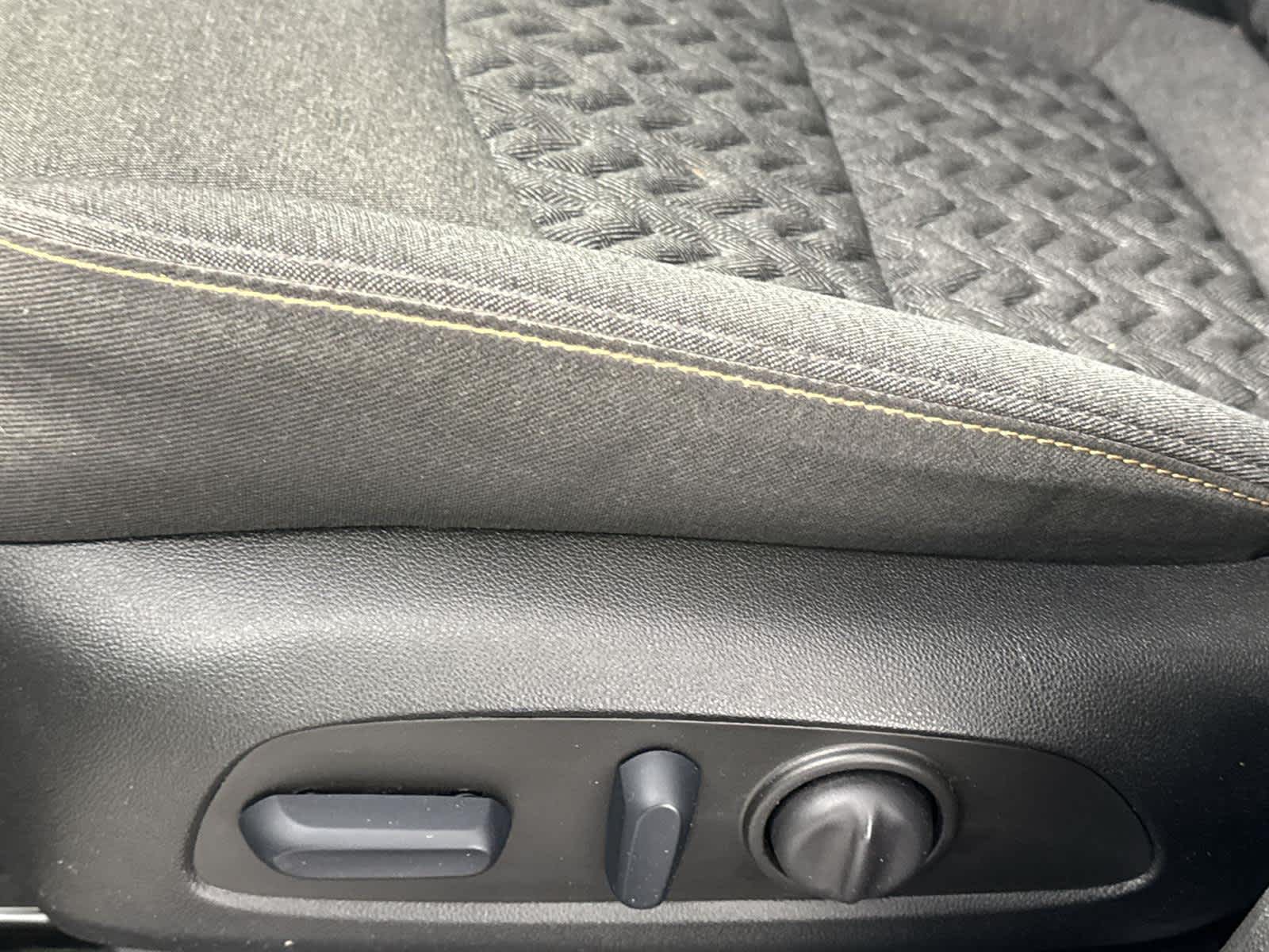 Thumbnail: 2023 Chevrolet Equinox - 13