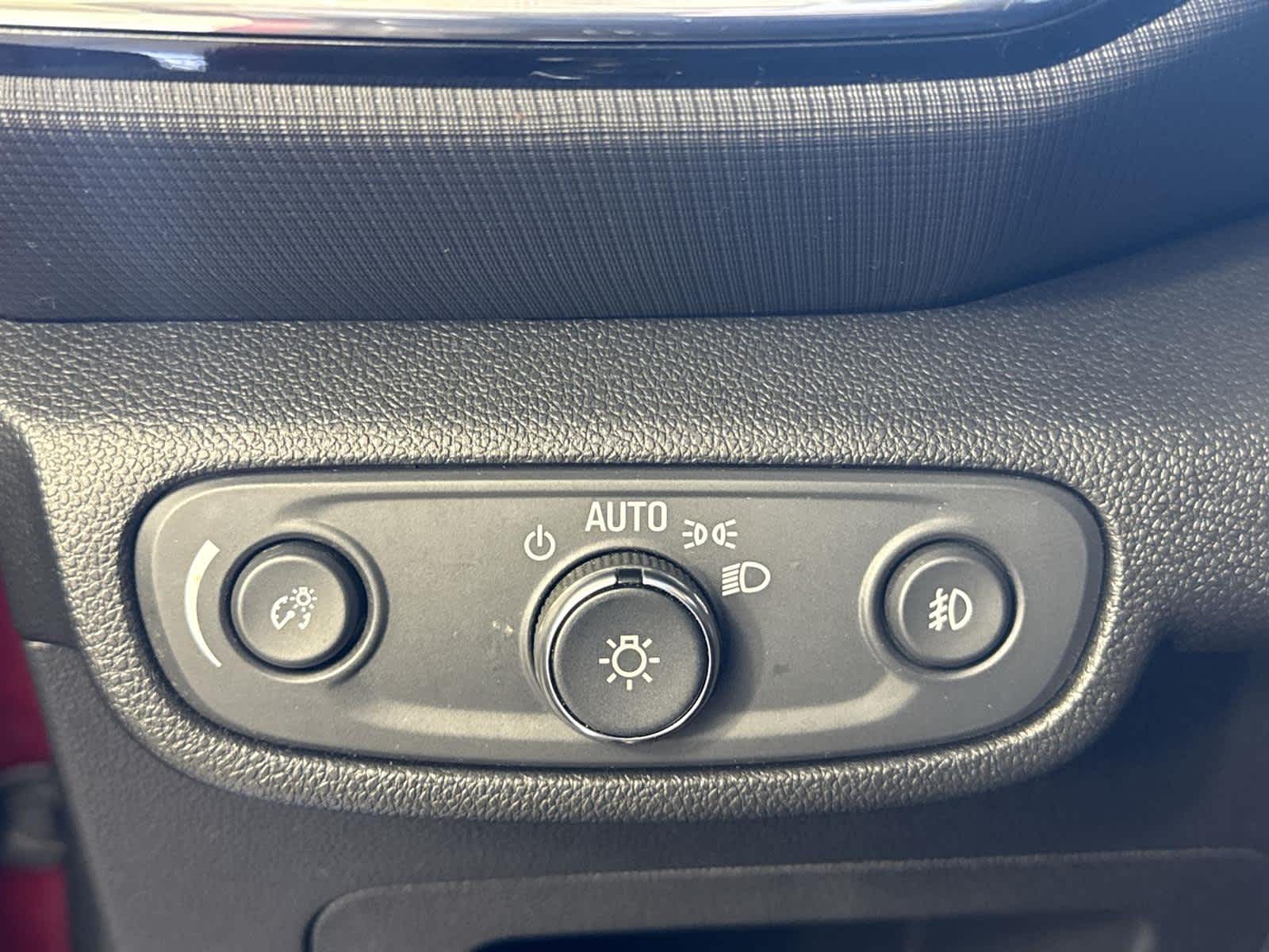 Thumbnail: 2021 Chevrolet TrailBlazer - 23