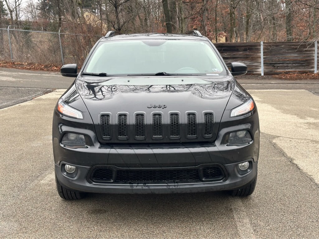 Used 2018 Jeep Cherokee Limited 4x4 SUV