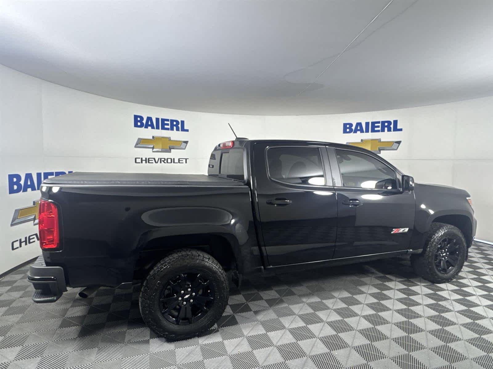 Thumbnail: 2021 Chevrolet Colorado - 6