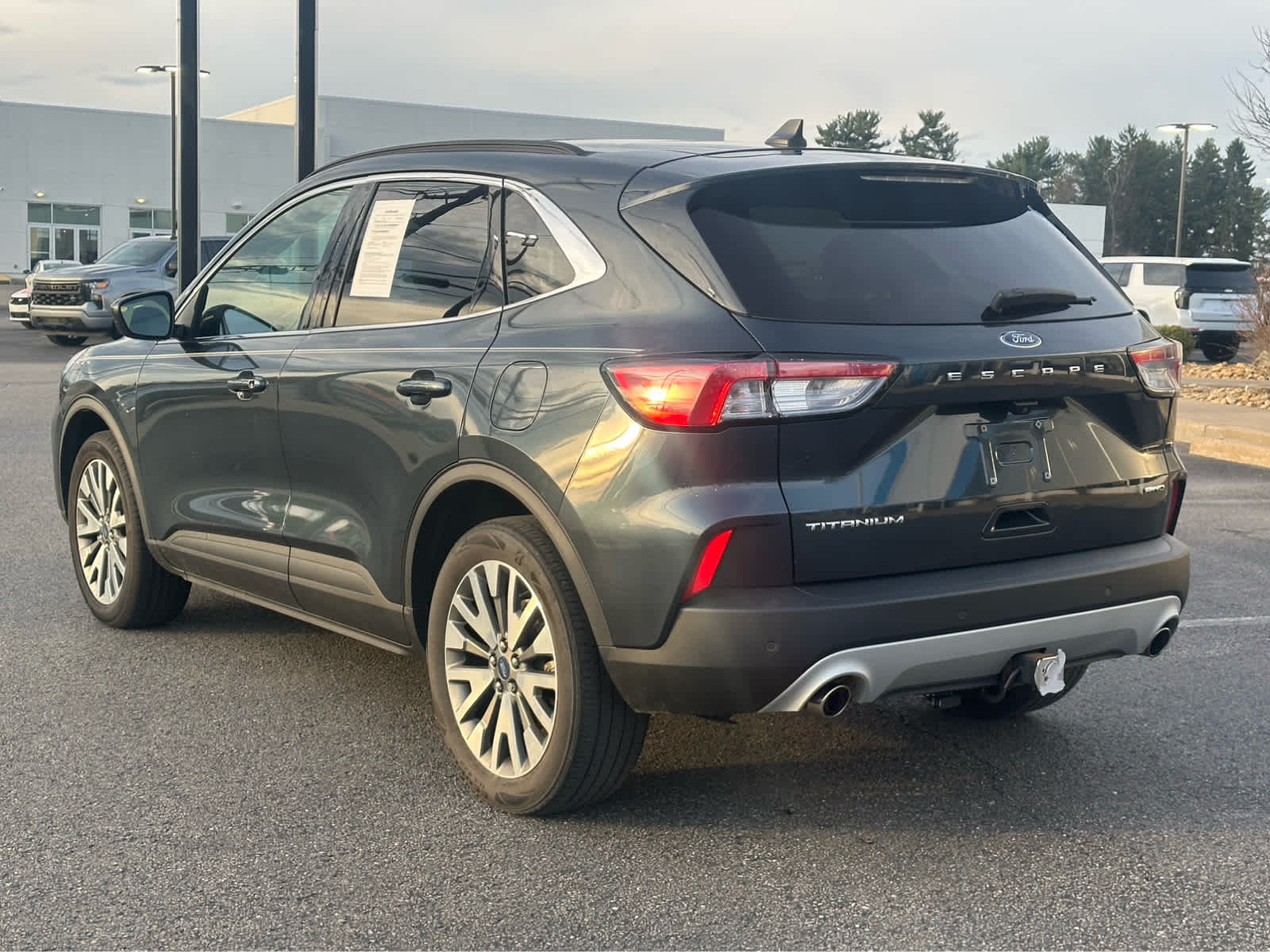 Thumbnail: 2022 Ford Escape - 4