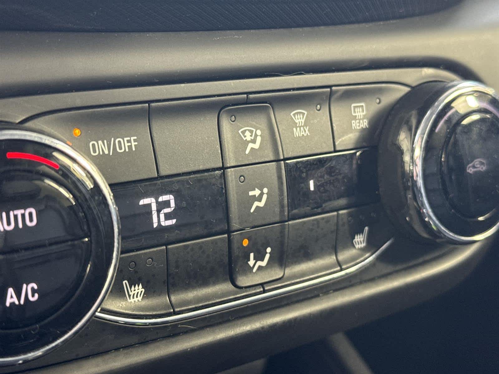 Thumbnail: 2021 Chevrolet TrailBlazer - 19