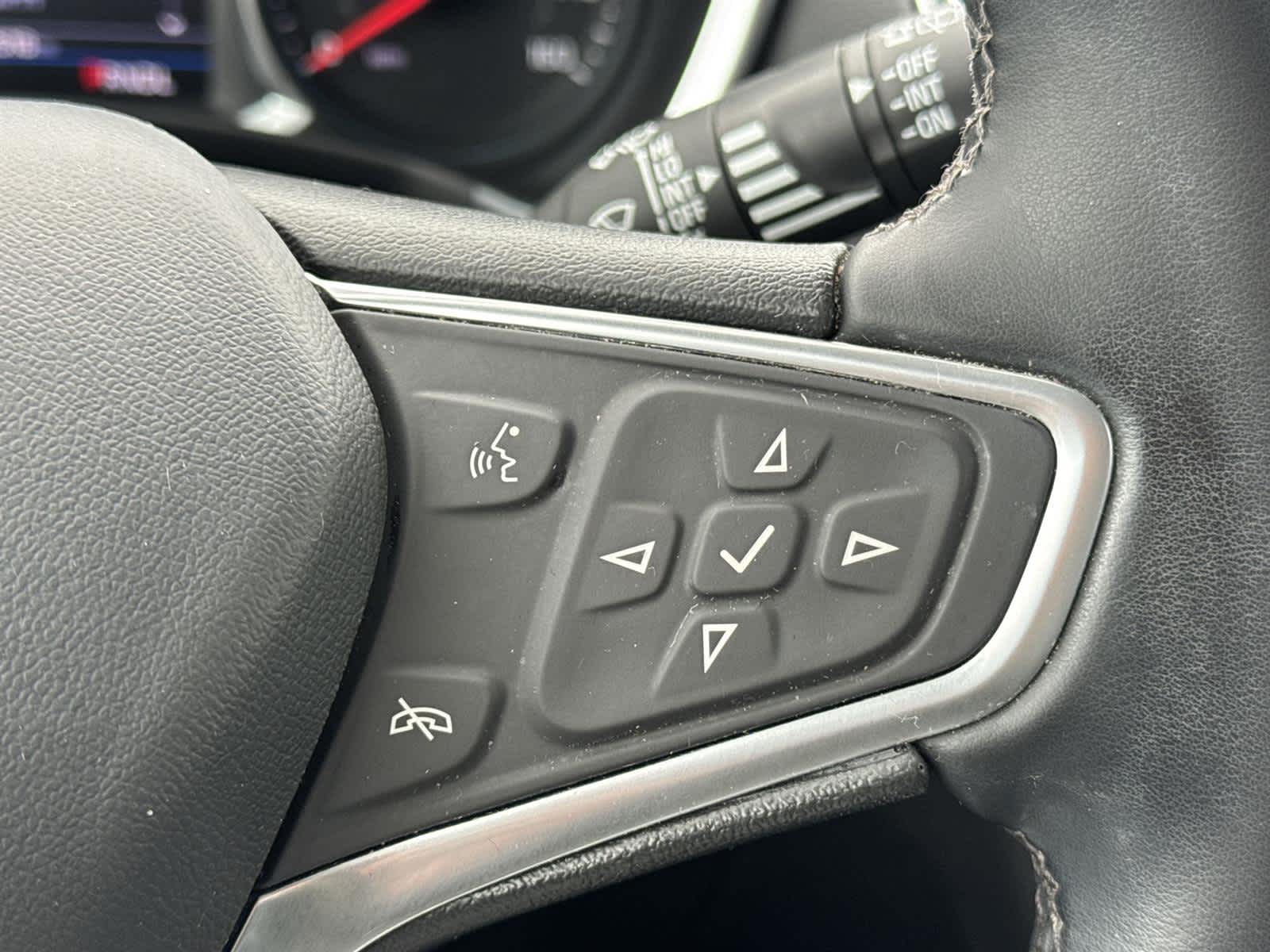 Thumbnail: 2023 Chevrolet Equinox - 28