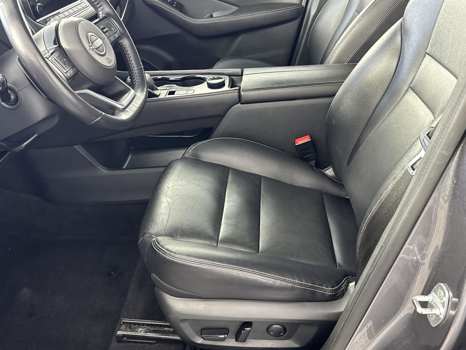 Thumbnail: 2022 Nissan Rogue - 11