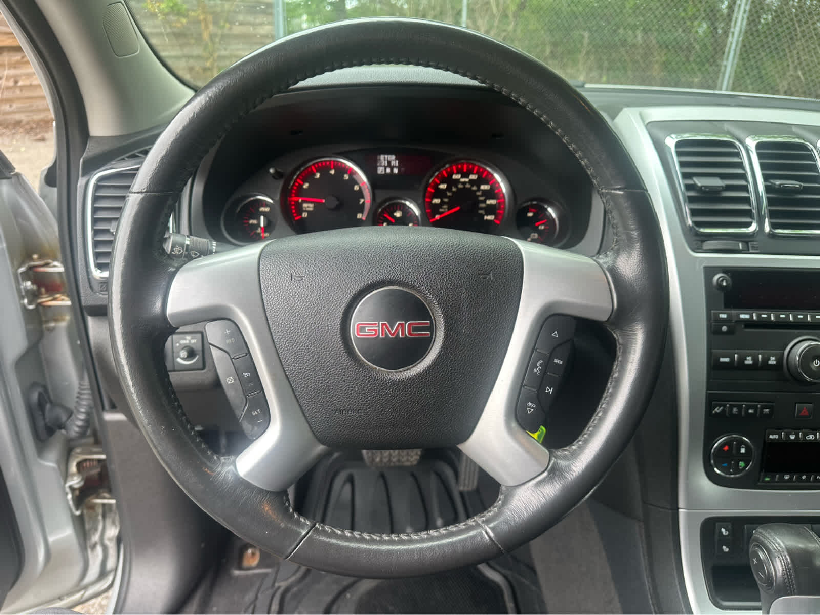 Thumbnail: 2012 GMC Acadia - 11