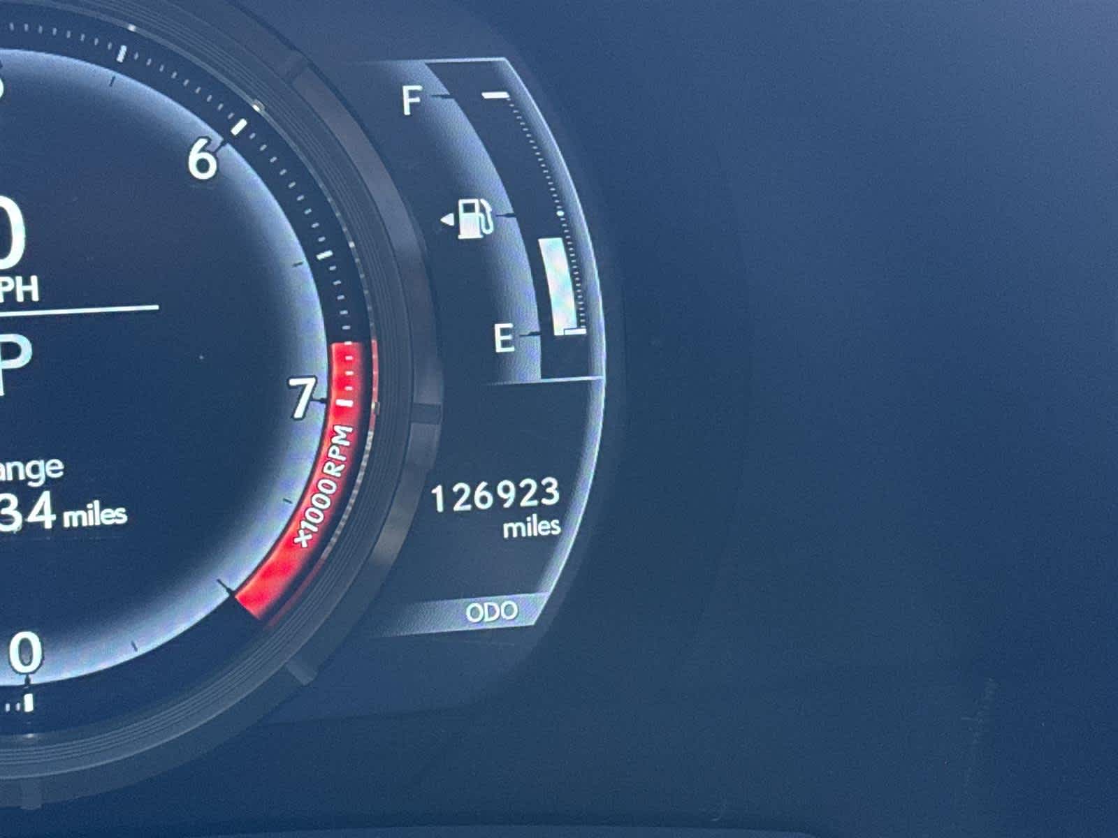 Thumbnail: 2018 Lexus IS - 31