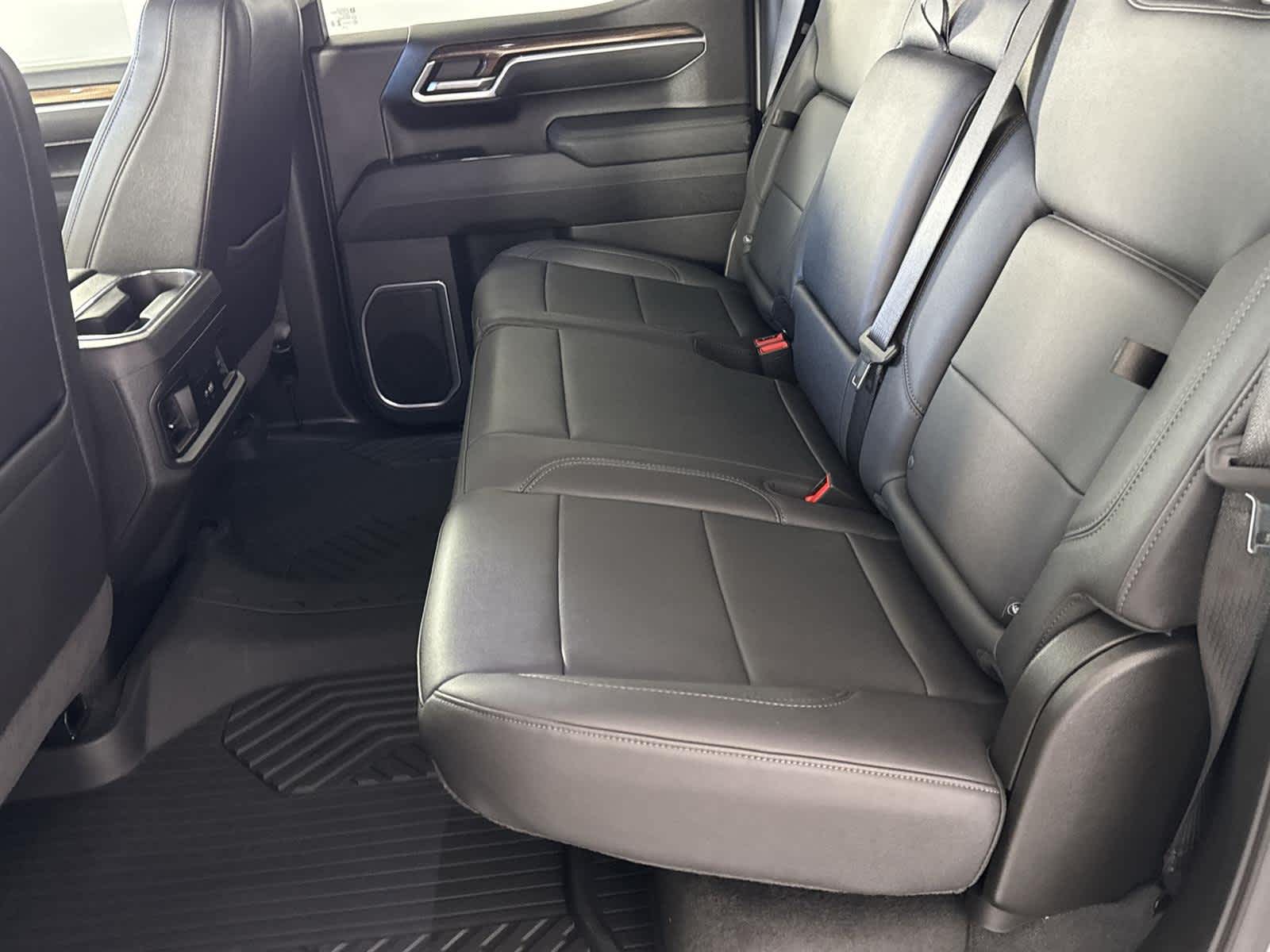 Thumbnail: 2025 Chevrolet Silverado 1500 - 13