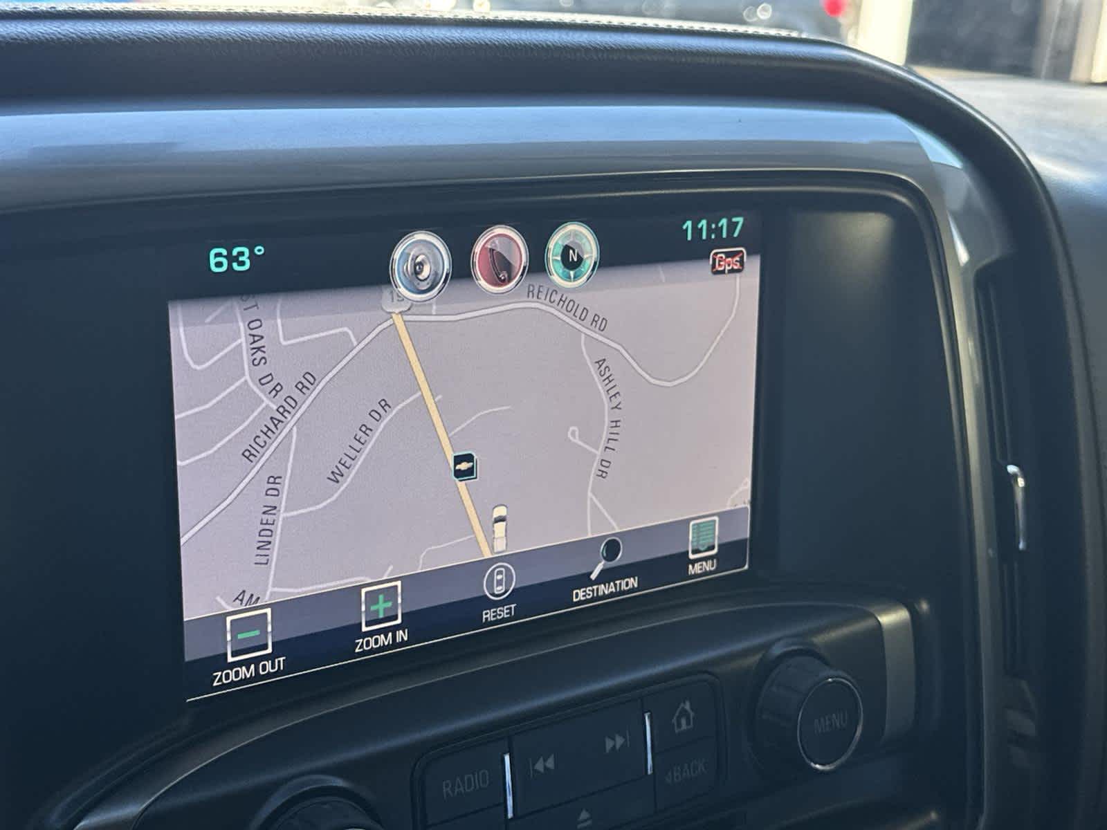 Thumbnail: 2015 Chevrolet Silverado 1500 - 17