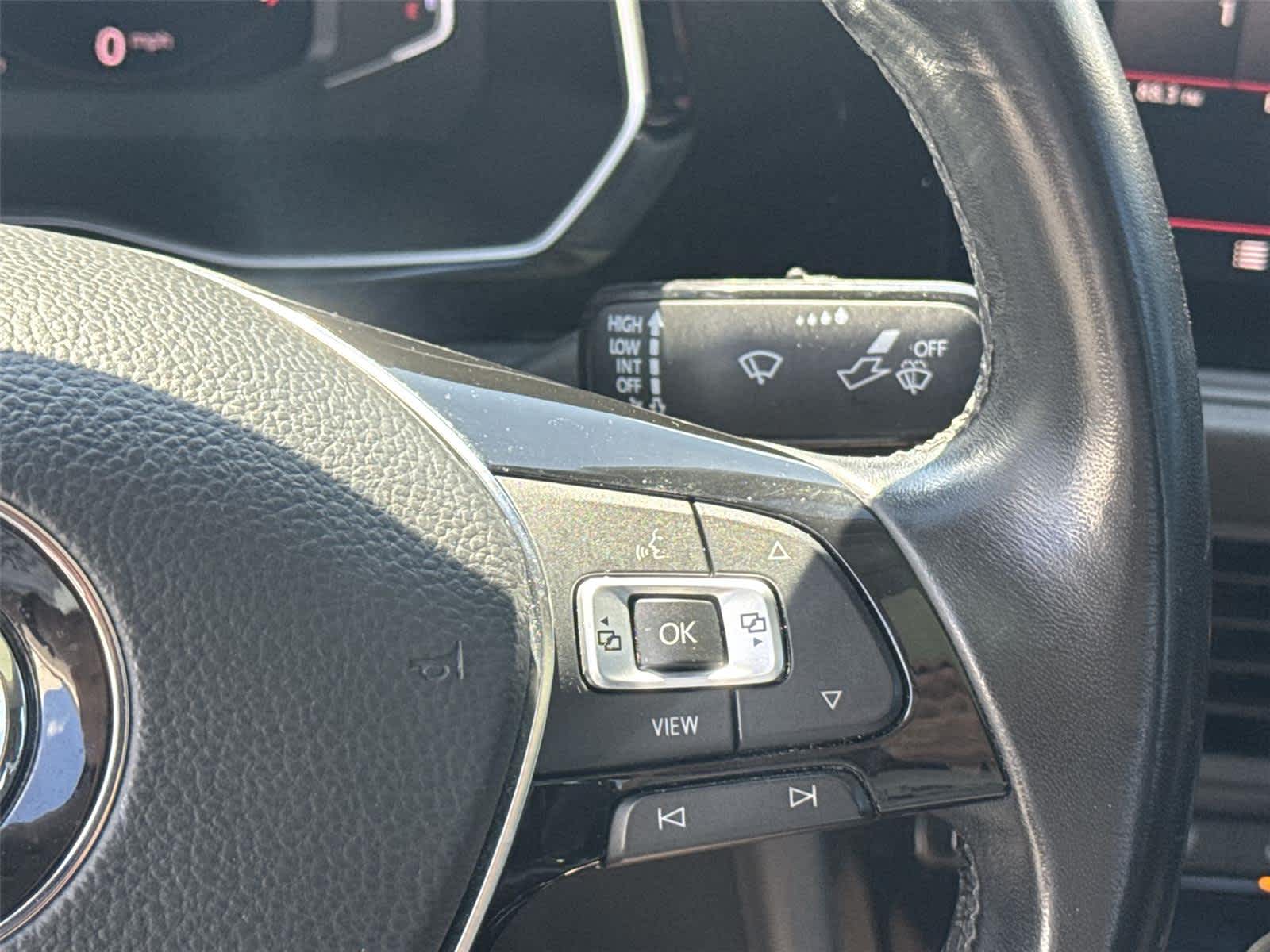 Thumbnail: 2019 Volkswagen Jetta - 24