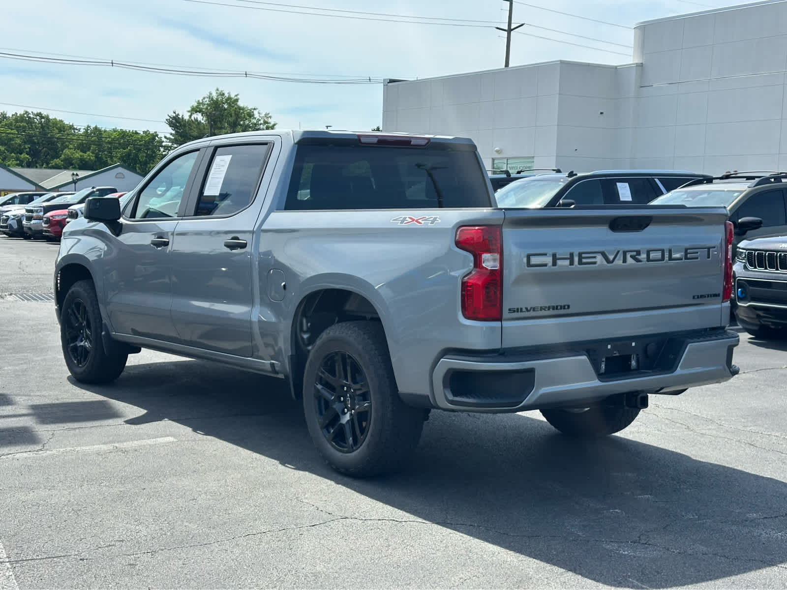 Thumbnail: 2023 Chevrolet Silverado 1500 - 5