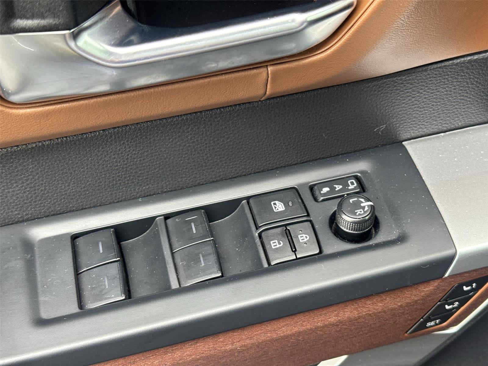 Thumbnail: 2025 Toyota Tundra - 23